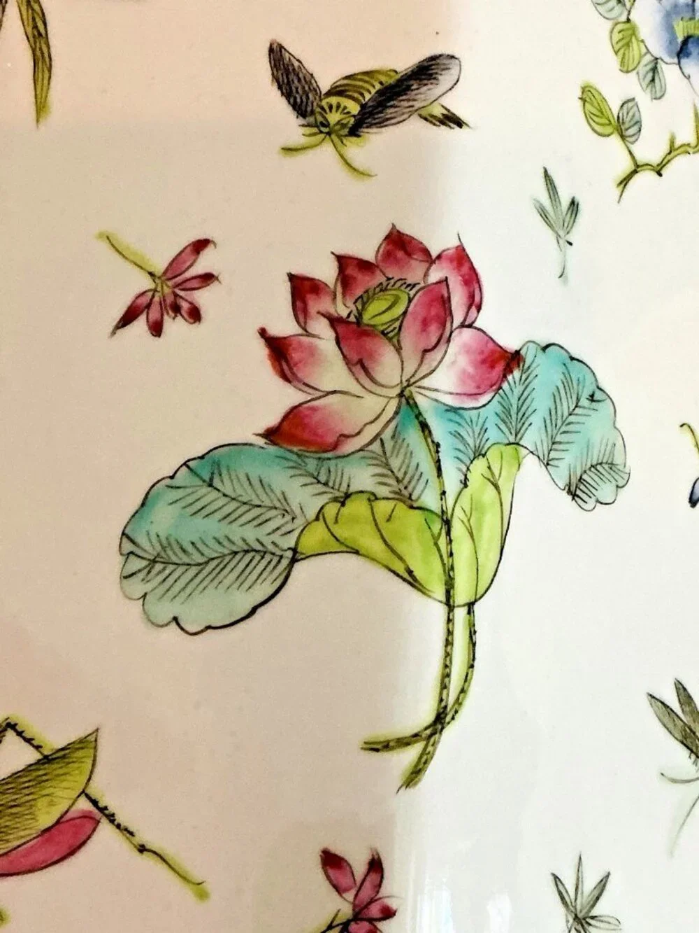 Chinoiserie Hexagon Vase Vintage Hong Kong Lotus Insect Floral Porcelain 12